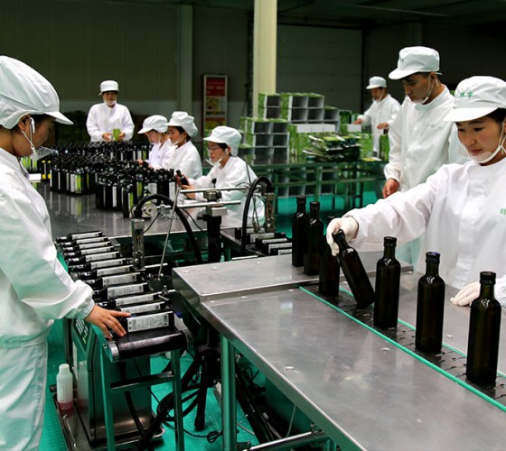 祥宇特級初榨橄欖油作為國產優質橄欖油，始終以質量求生存、以品牌謀發展、以質量創業績、以品質追卓越。在近20年的辛苦耕耘，在品質方面的不斷改進..